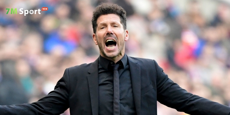 HLV Diego Simeone được xem là gã dị biệt thống trị bảng lương